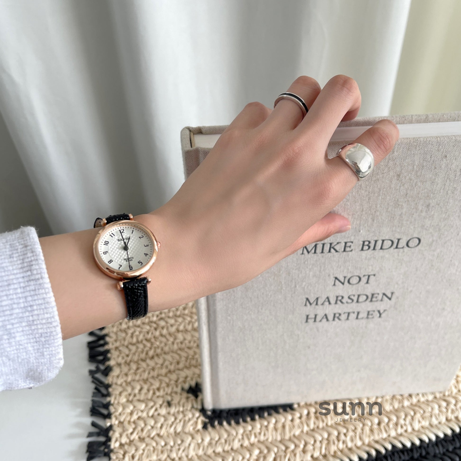 Heidy Petite Round Watch [F4K5KLJJ]