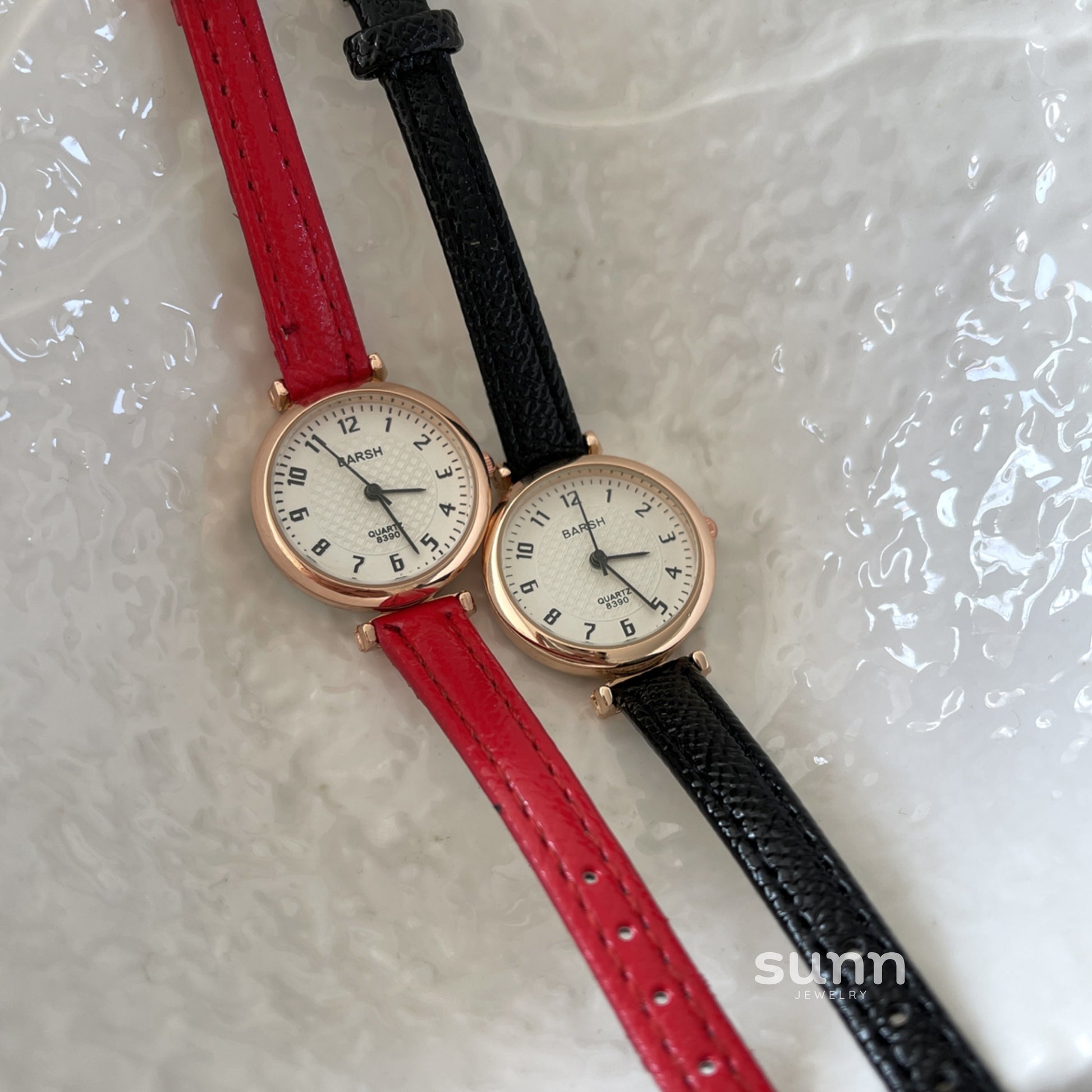 Heidy Petite Round Watch [FZC4TNF6]
