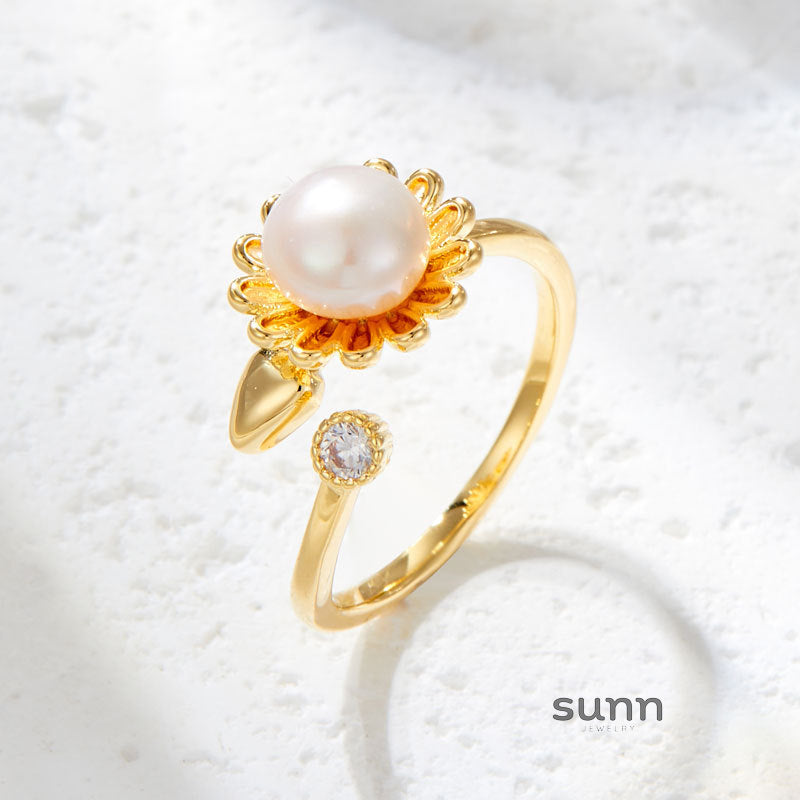 Helene Pearl Bloom Ring [9ELQZ6KL]