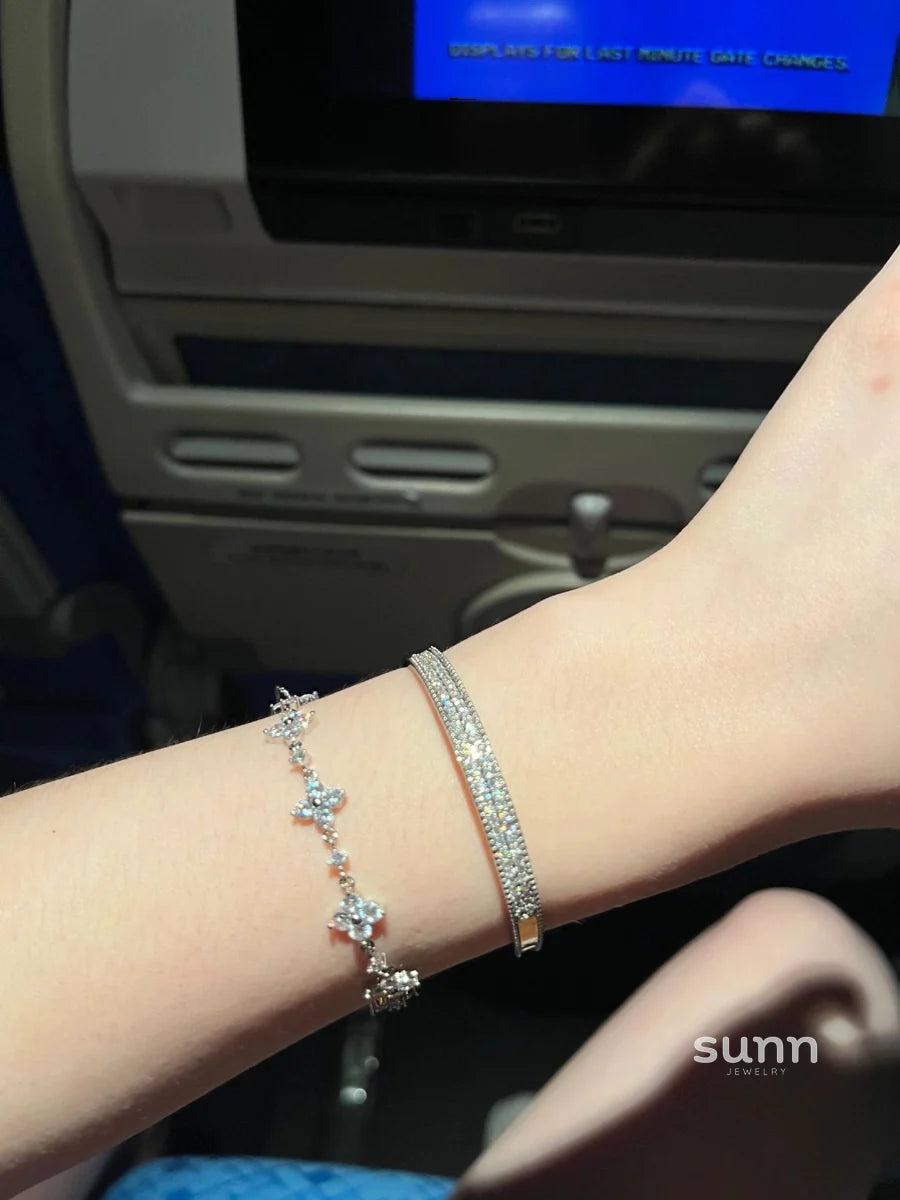 Henna Shimmering Clover Bracelet