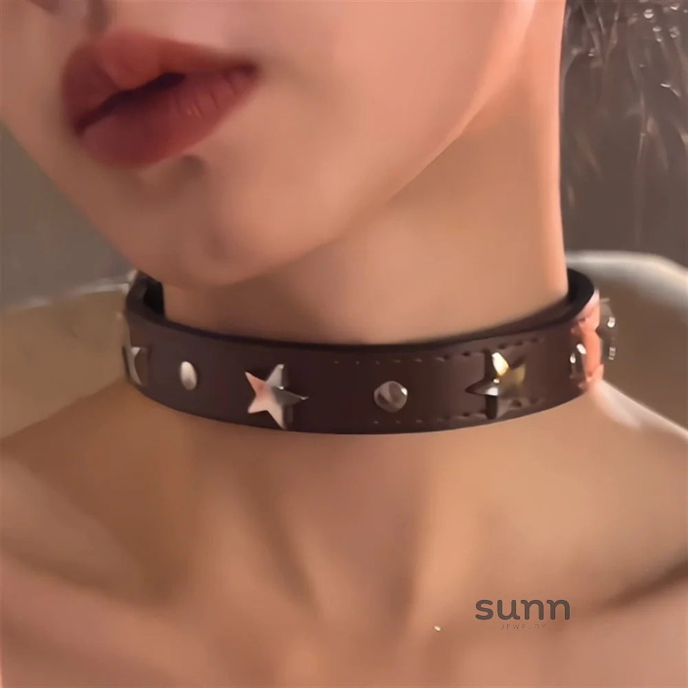 Hennessy Star Leather Choker