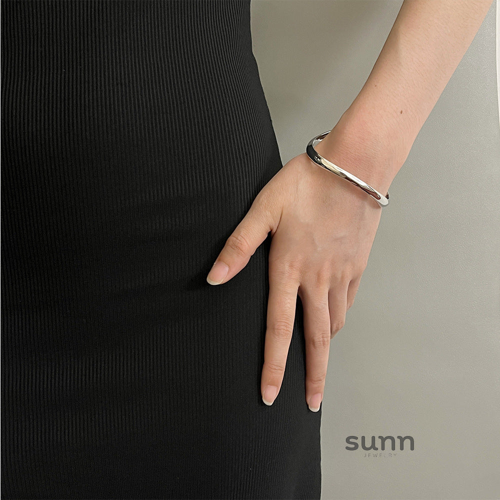 Hensley Wave Cuff Bracelet [SL8UL3EP]