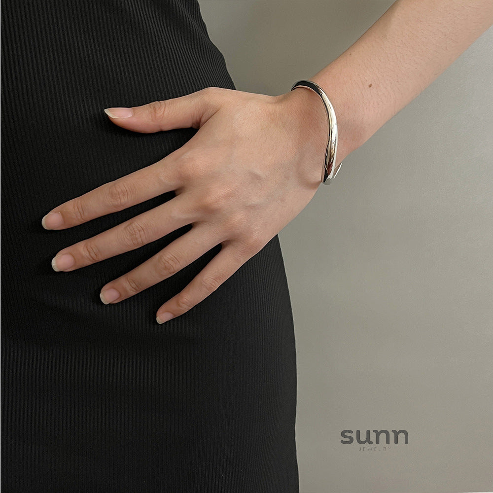 Hensley Wave Cuff Bracelet [6MN7726U]