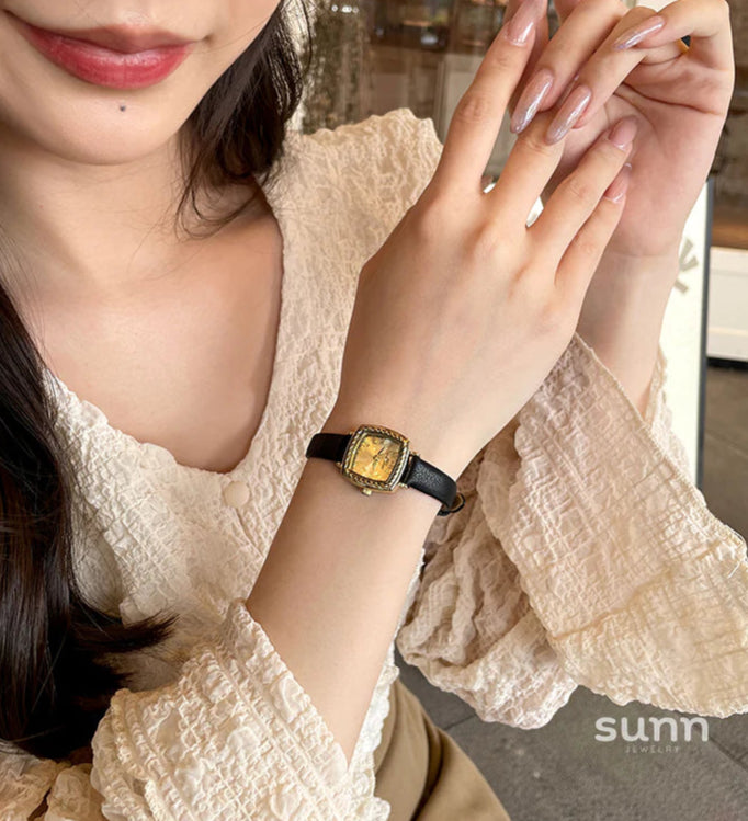 Hilda Vintage Square Watch