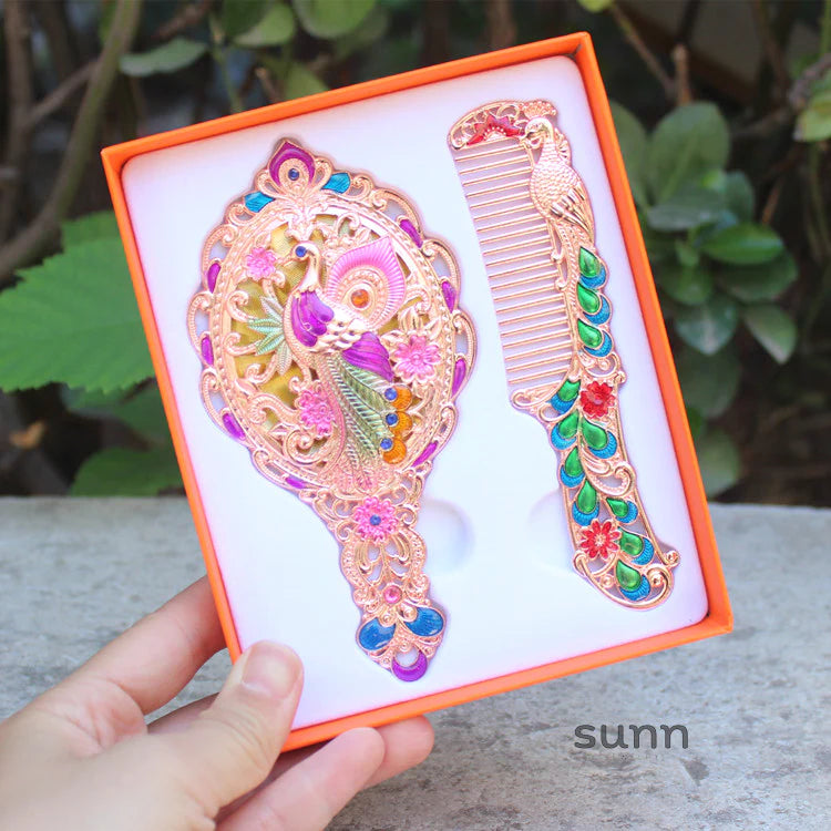 Hillary Vintage Mirror Set