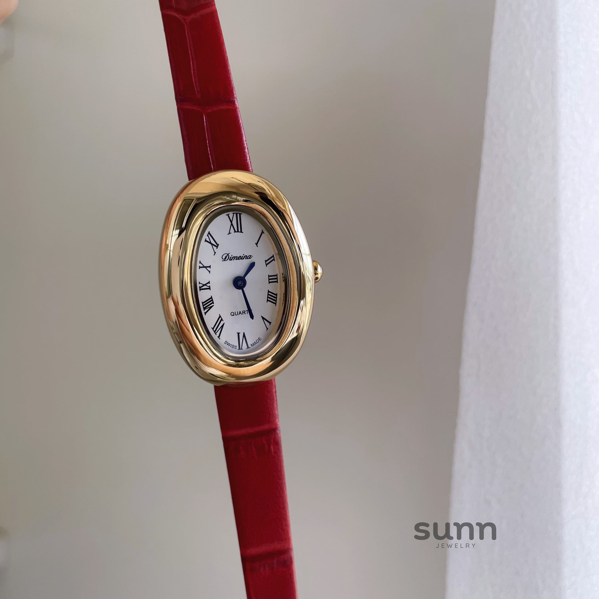 Hinda Vintage Oval Watch [6HEUIQED]