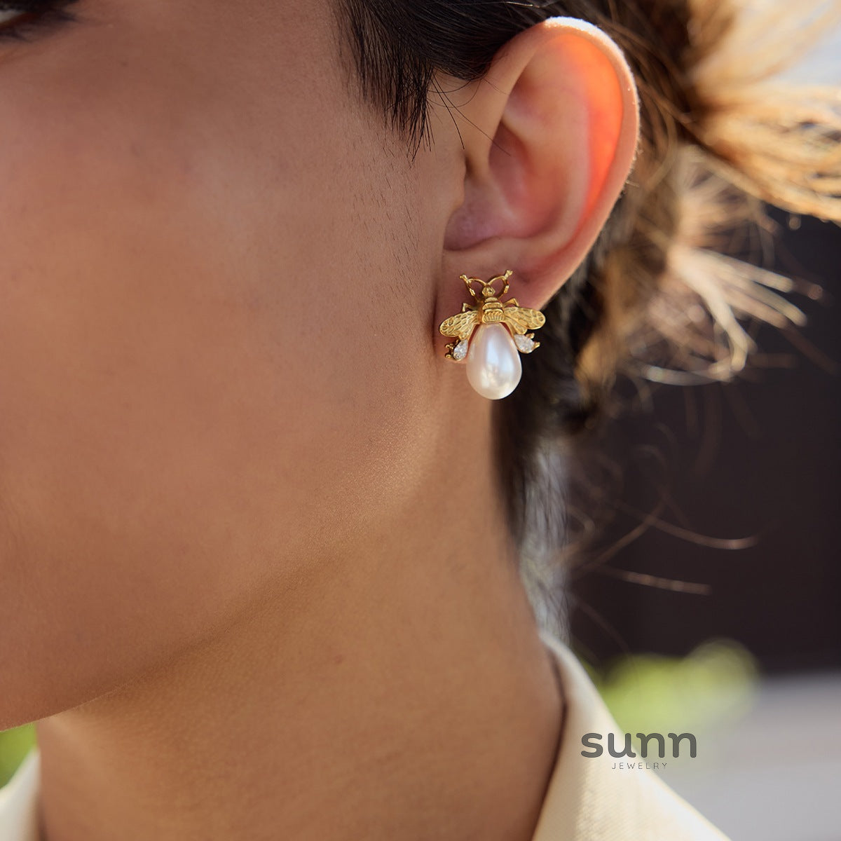 Honey Geometric Pearl Earrings [OYG9PE6C]