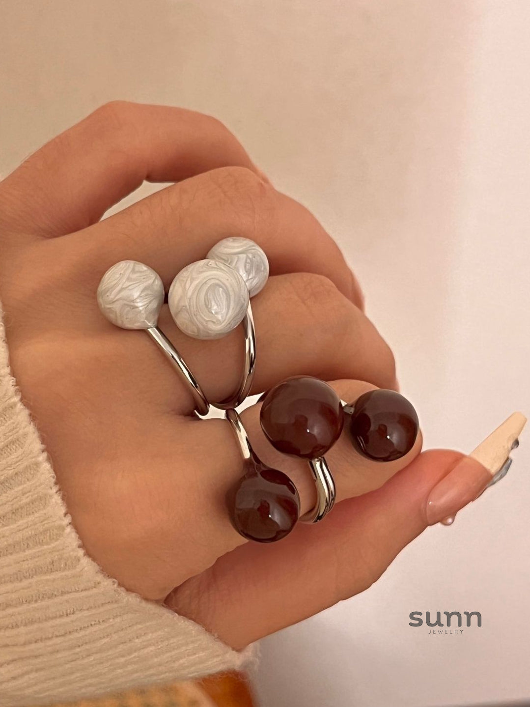 Honey Glazed Drop Ring [6VIZYPKG]