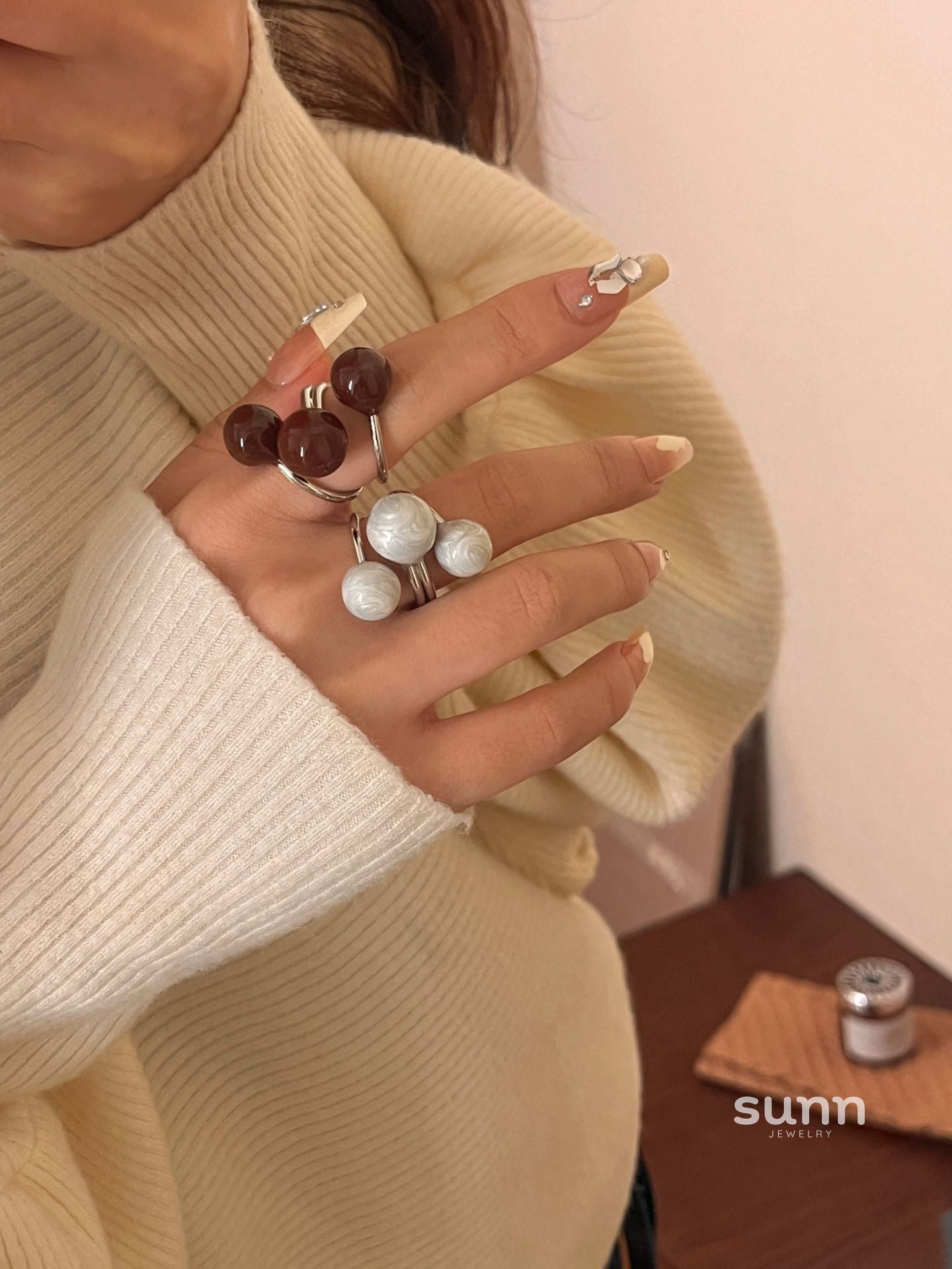 Honey Glazed Drop Ring [LD99MPQ2]