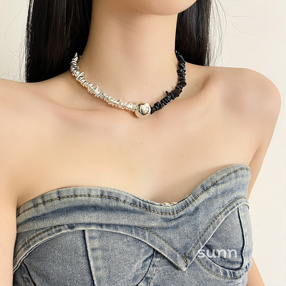 Honor Asymmetric Sphere Choker [VKMJ8HK9]