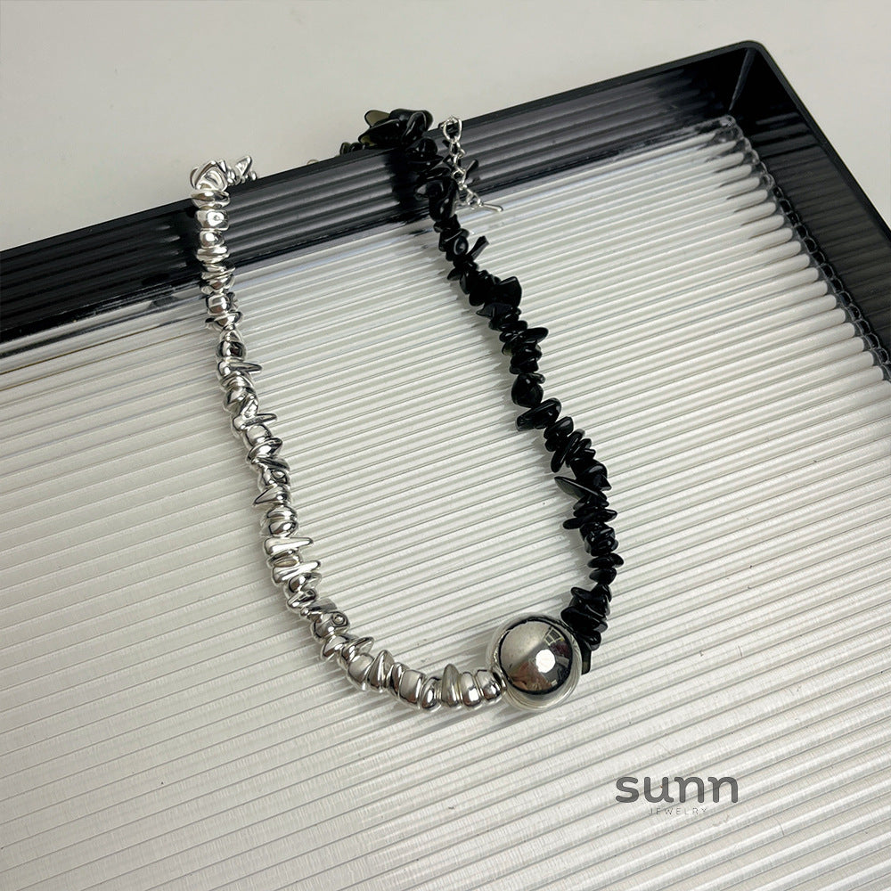 Honor Asymmetric Sphere Choker [WT90T5QU]