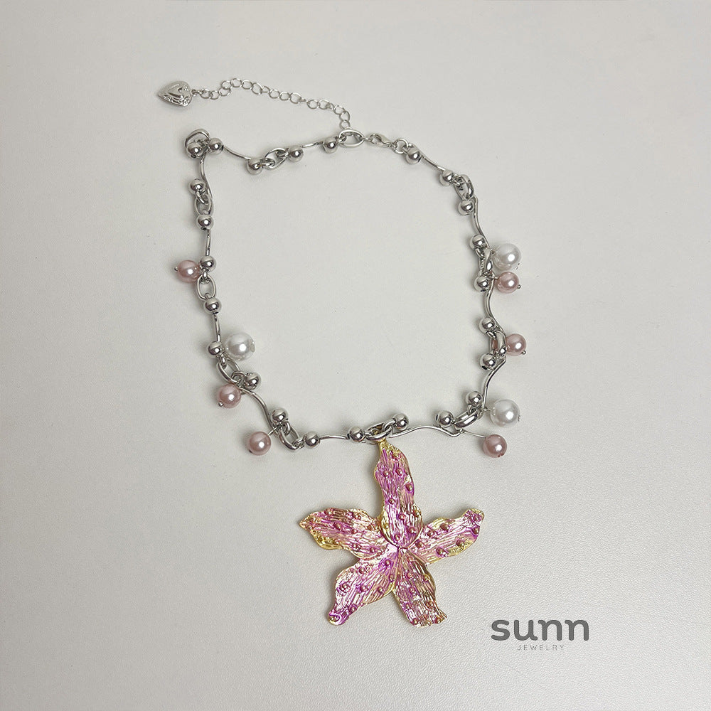 Hosanna Ocean Bloom Necklace [VK7JQ9G5]