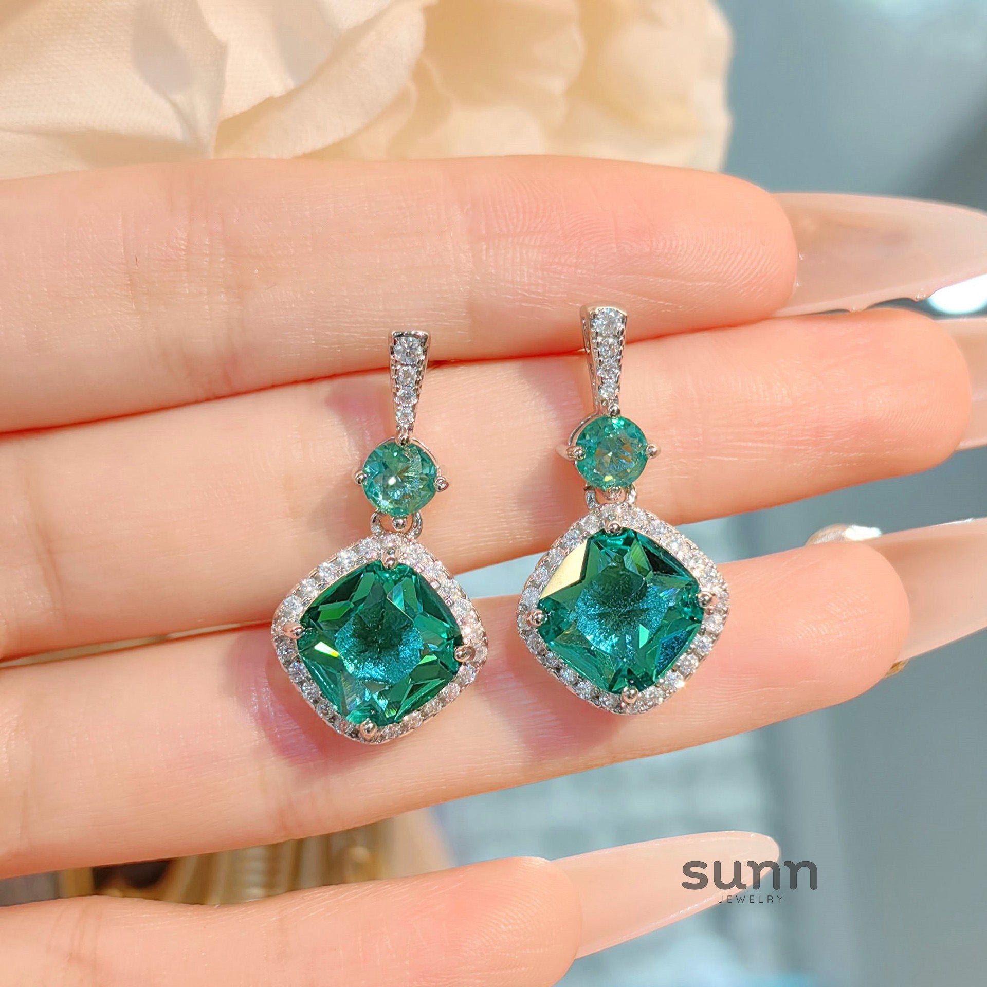 Hudson Royal Gemstone Set [57N49KV0]