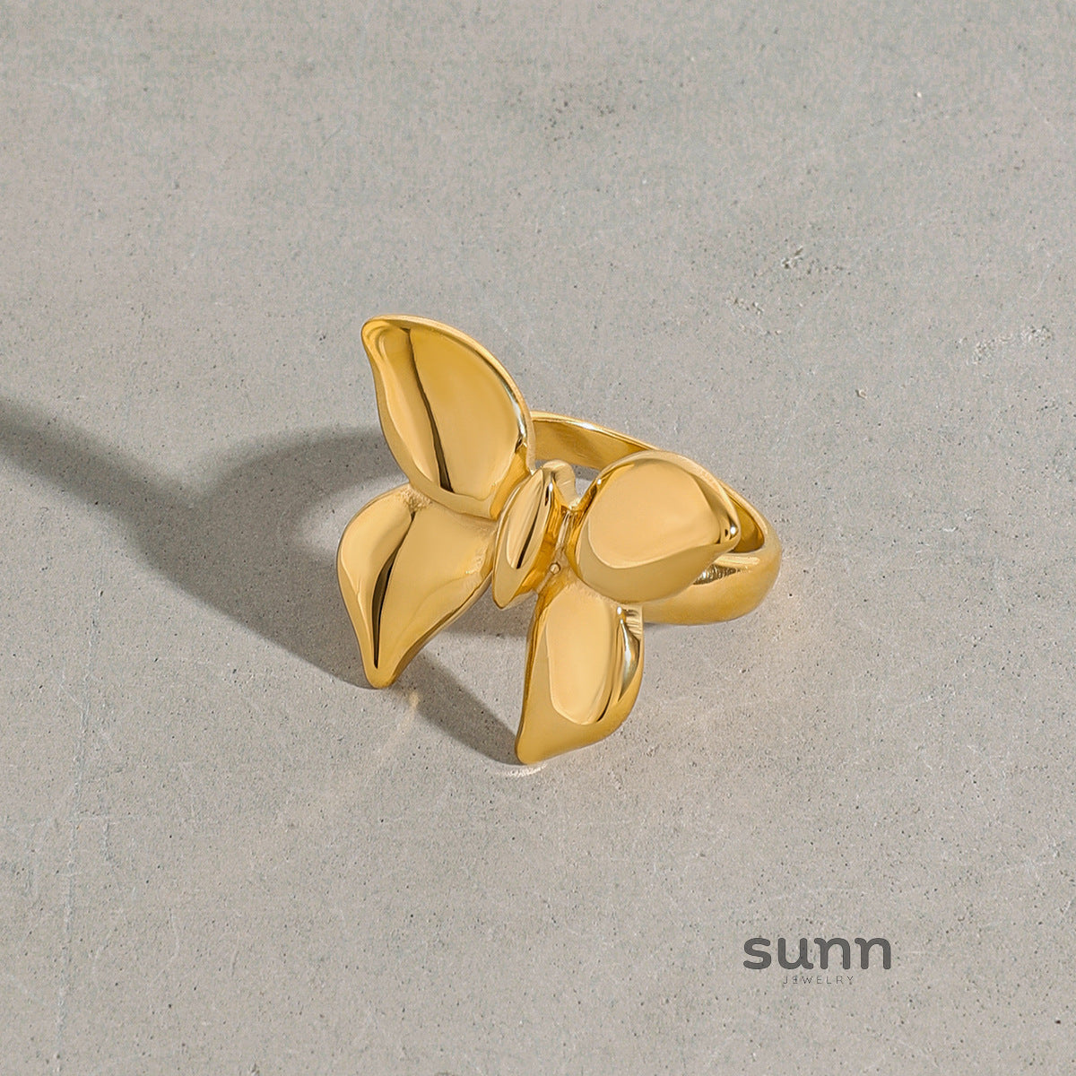 Huntley Butterfly Titanium Ring [JSYYKILU]