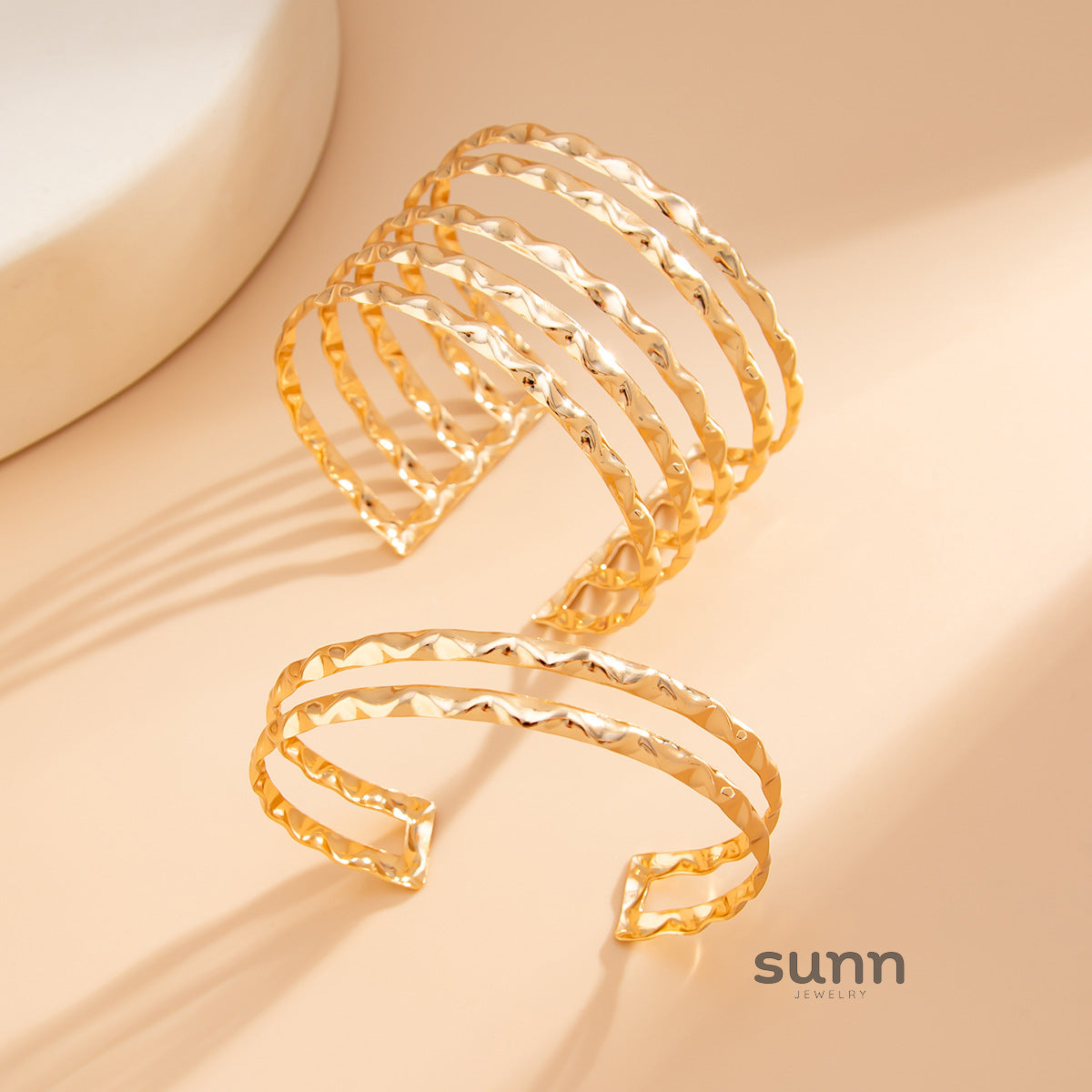 Ifrah Wave Cuff & Ring Set [8WX9V83S]