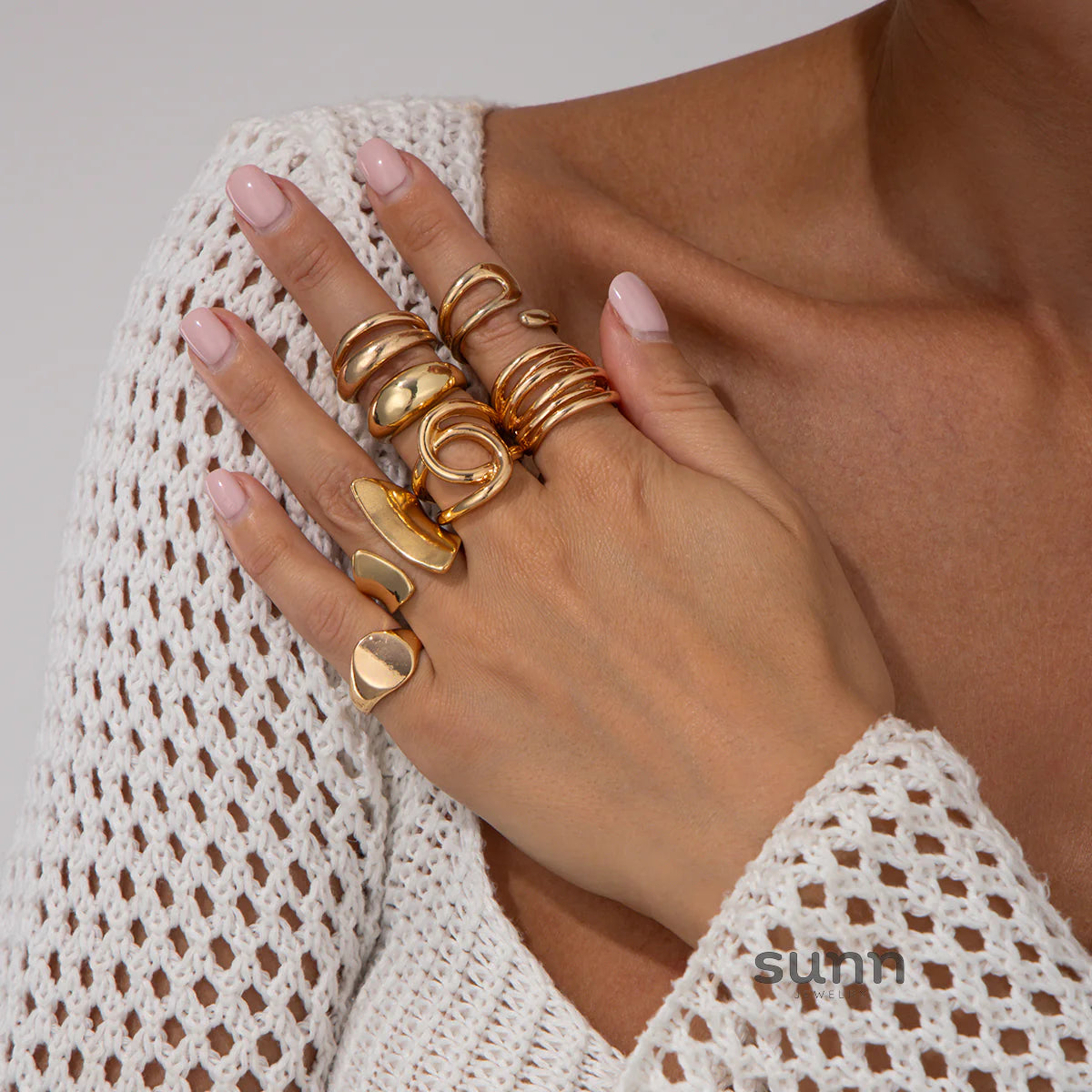 Ikram 7-Piece Stackable Ring Set