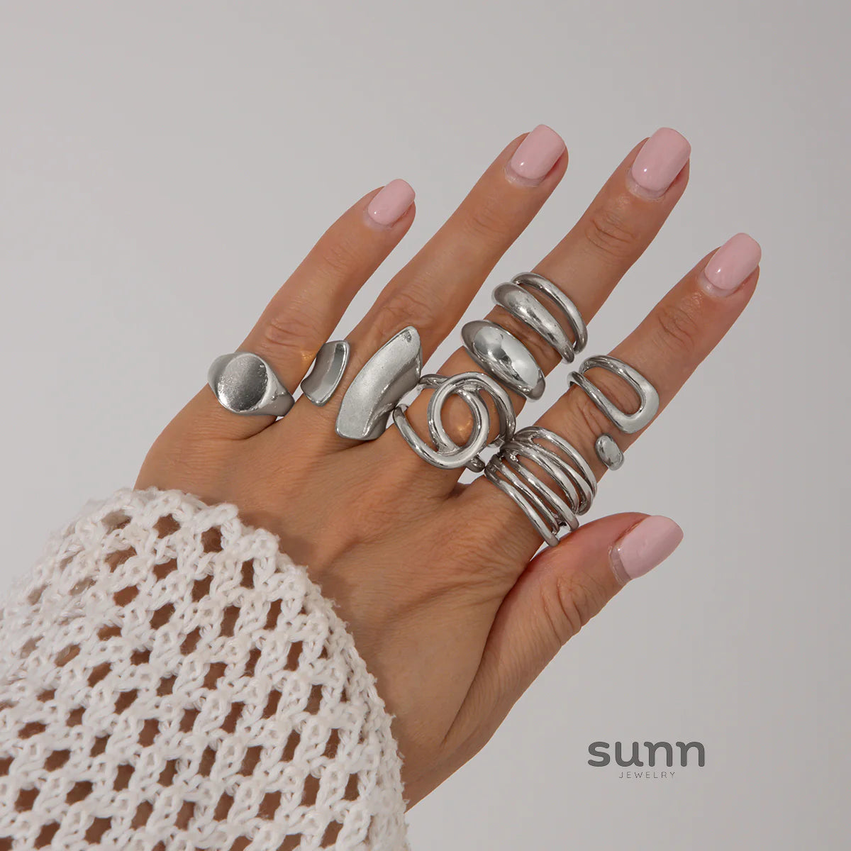 Ikram 7-Piece Stackable Ring Set