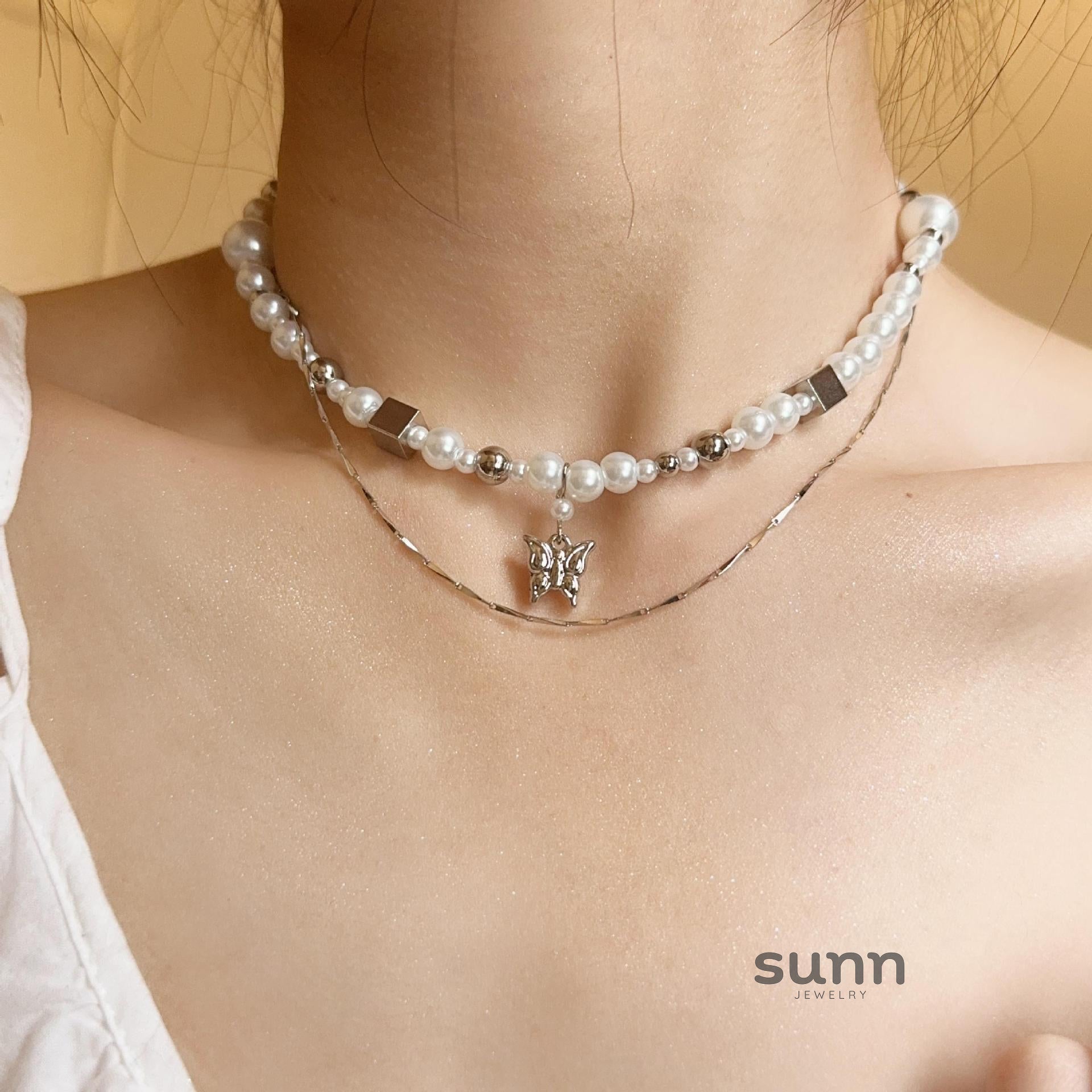 Ilhan Pearl Butterfly Necklace [N7DH6IGC]