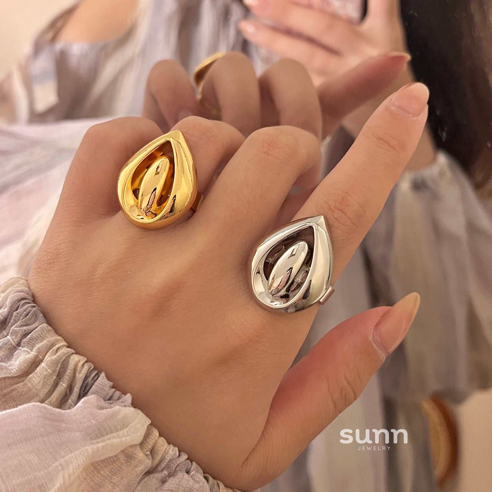Illiana Croissant Bud Ring [7NVN7NXB]