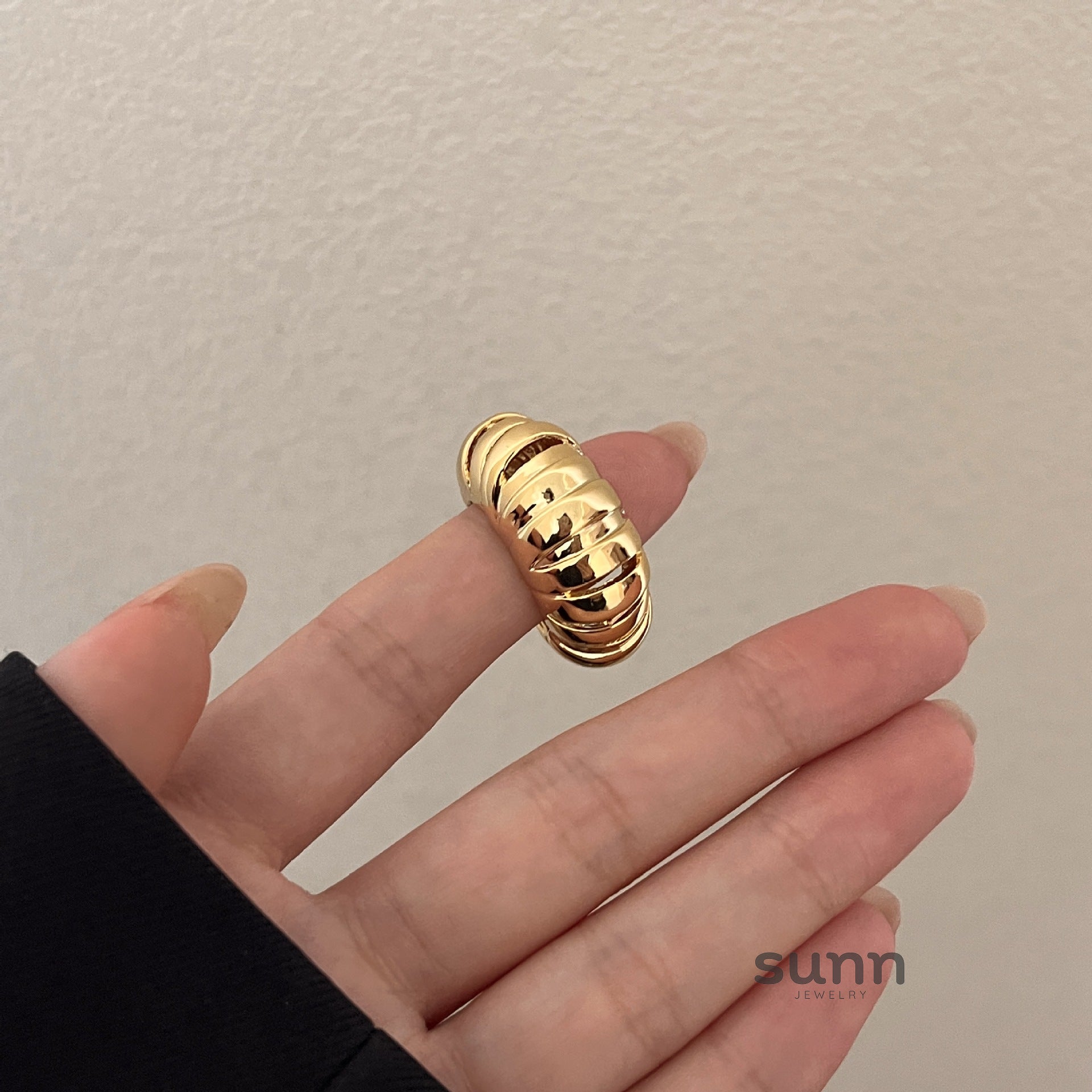 Illiana Croissant Bud Ring [RMHZQ3P2]