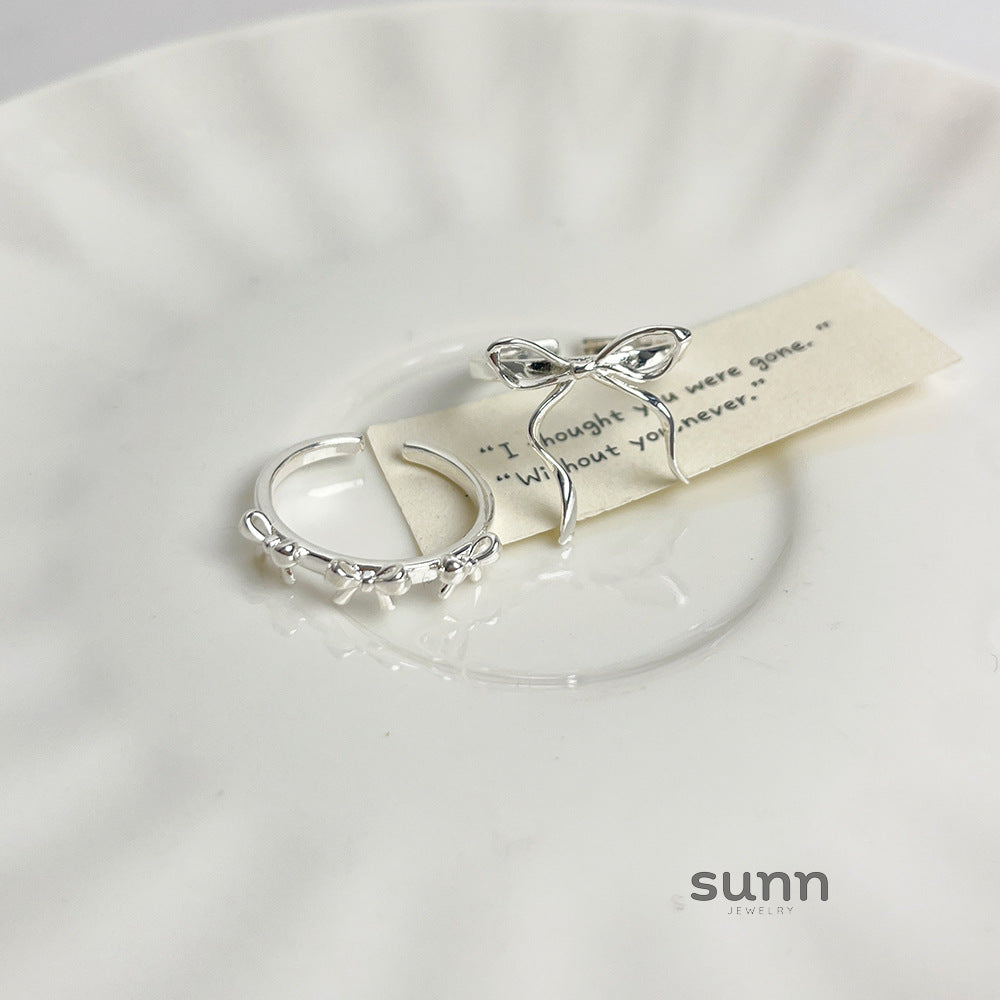Illyana Ribbon Bow Ring [P99E24ZI]