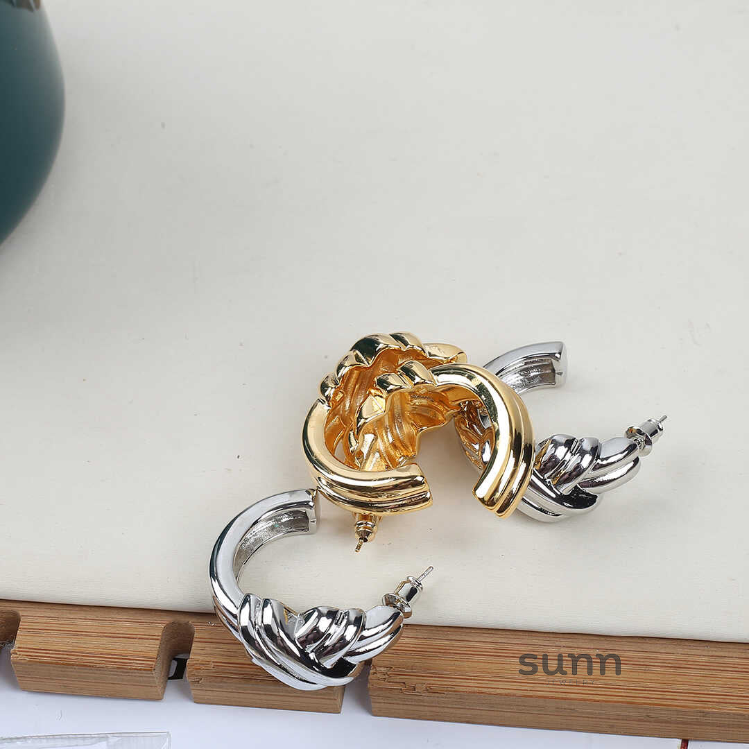 Ily Elegant Intertwined Hoops
