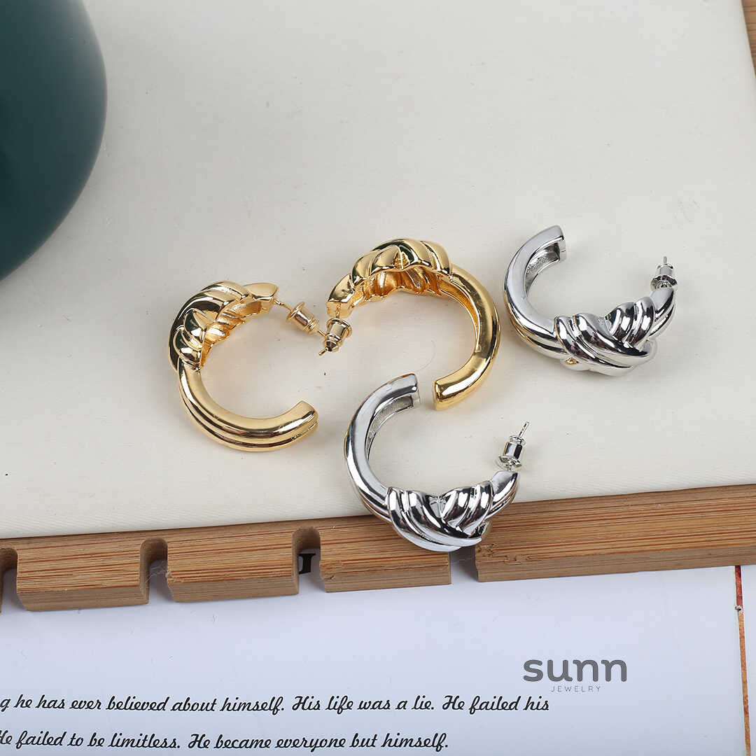 Ily Elegant Intertwined Hoops