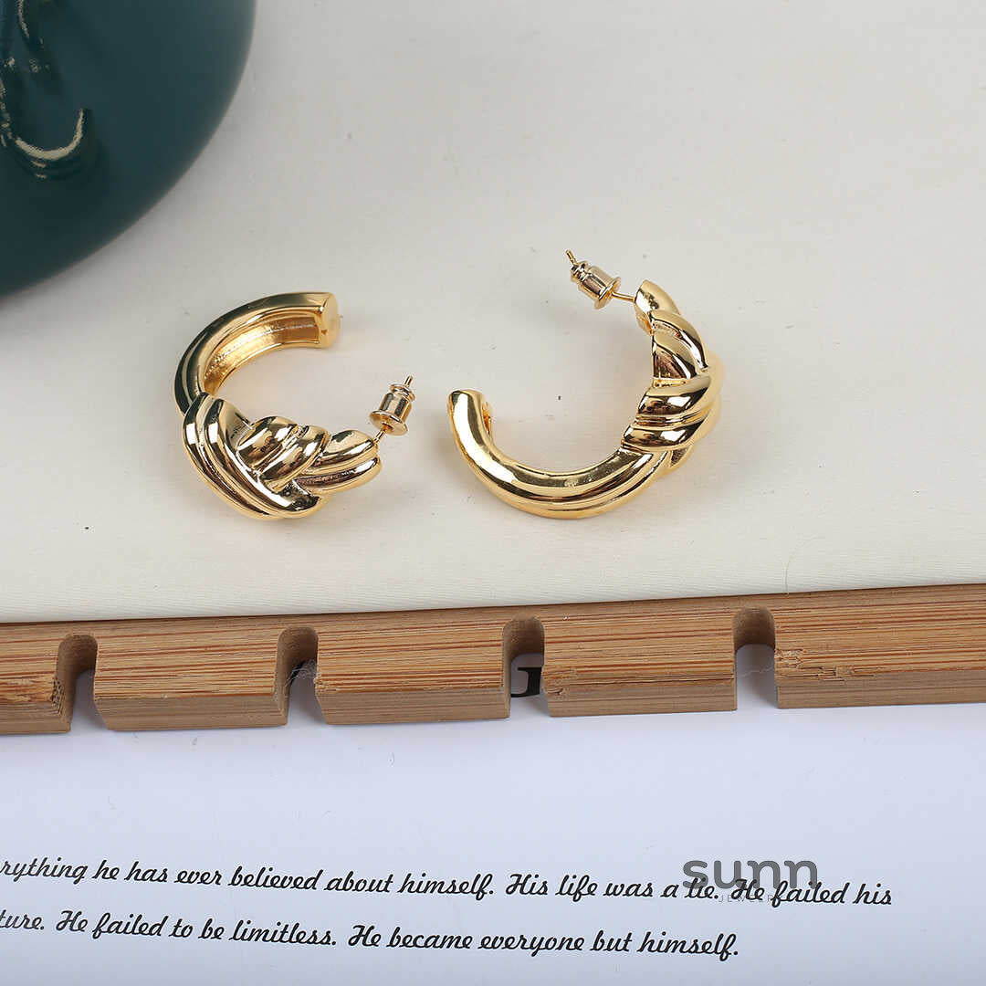 Ily Elegant Intertwined Hoops