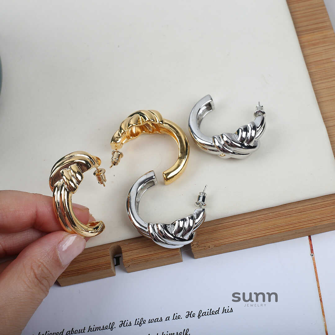 Ily Elegant Intertwined Hoops
