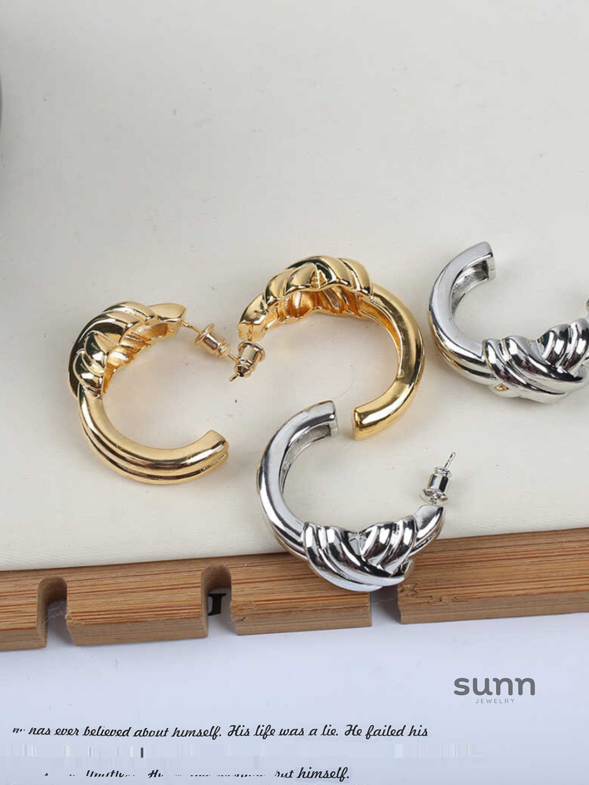 Ily Elegant Intertwined Hoops
