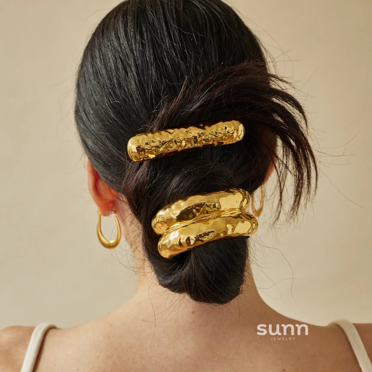 Ily Metal Charm Hair Tie [DKPJ8JNC]