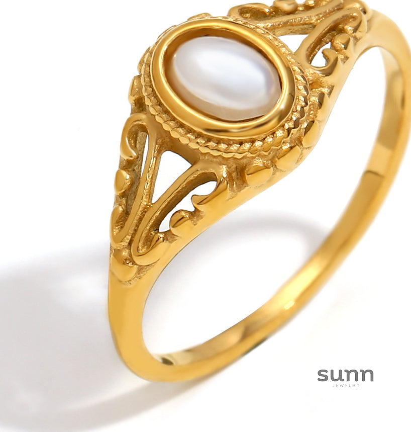 Imaan Pearl Flower Ring [A3F0INYD]