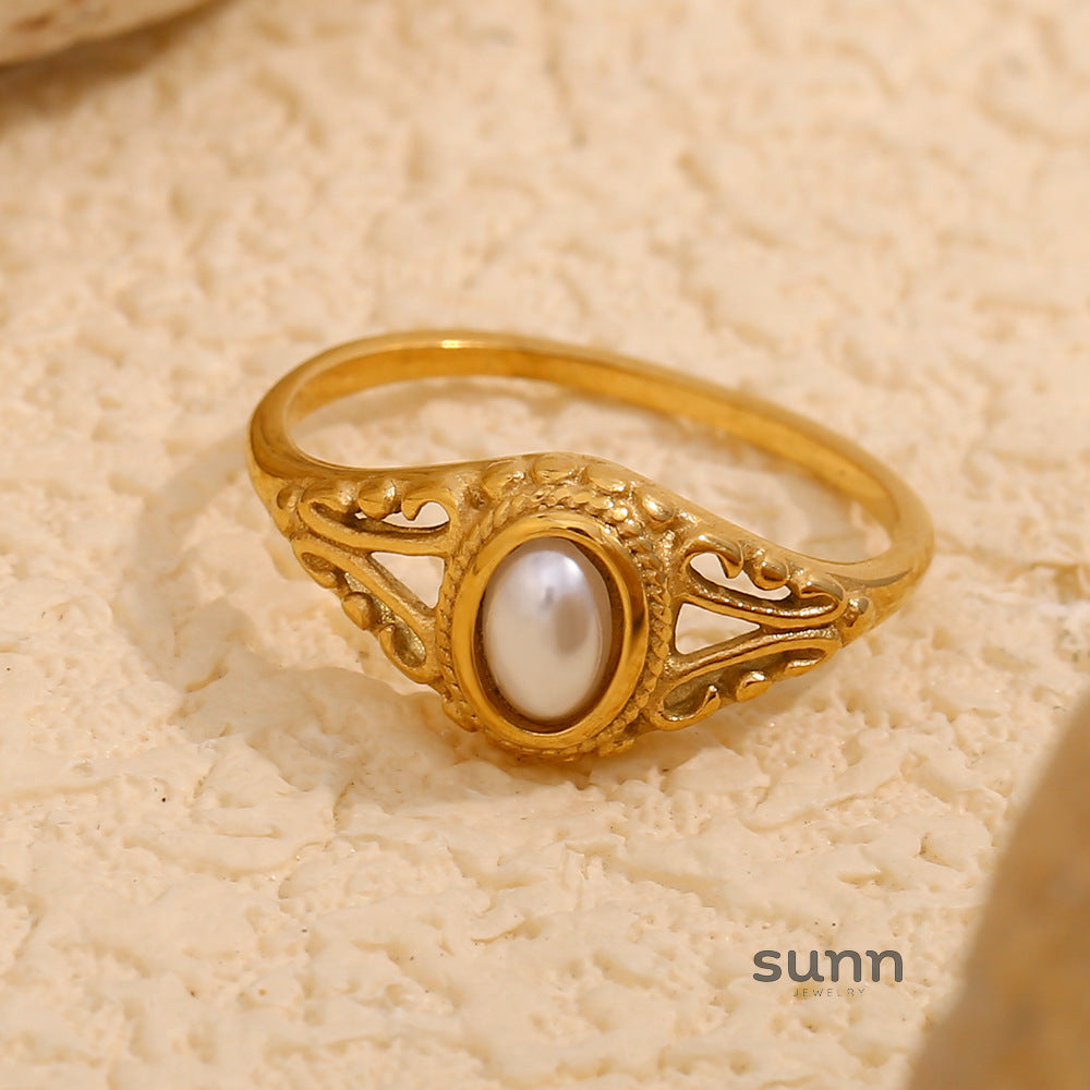 Imaan Pearl Flower Ring [XS4KFATH]