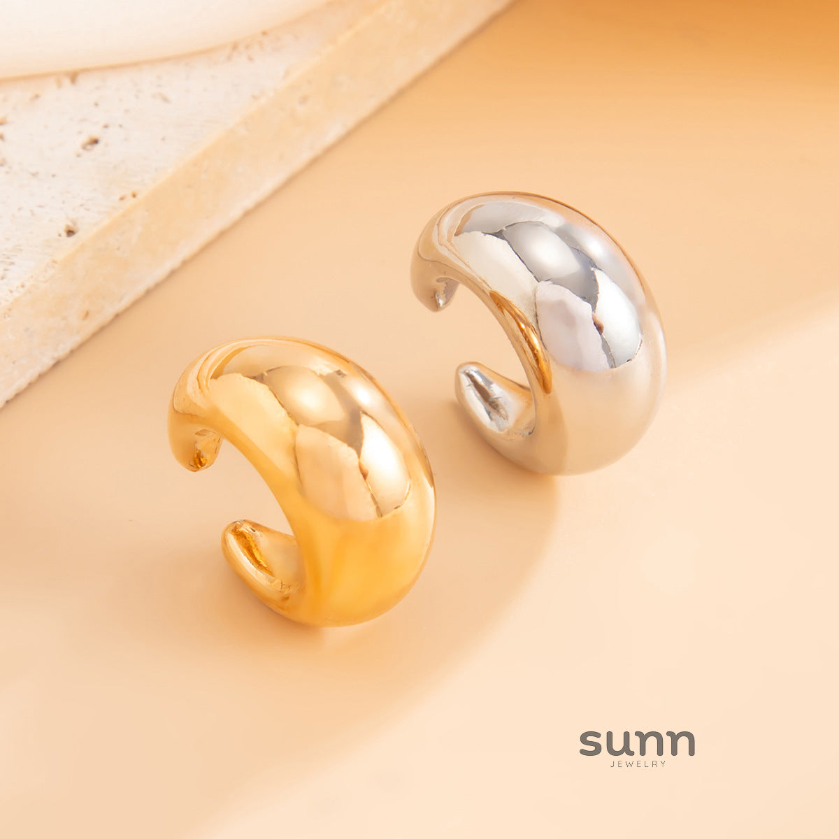 Imara Irregular Geometric Stud Earrings [EN8HDS6V]