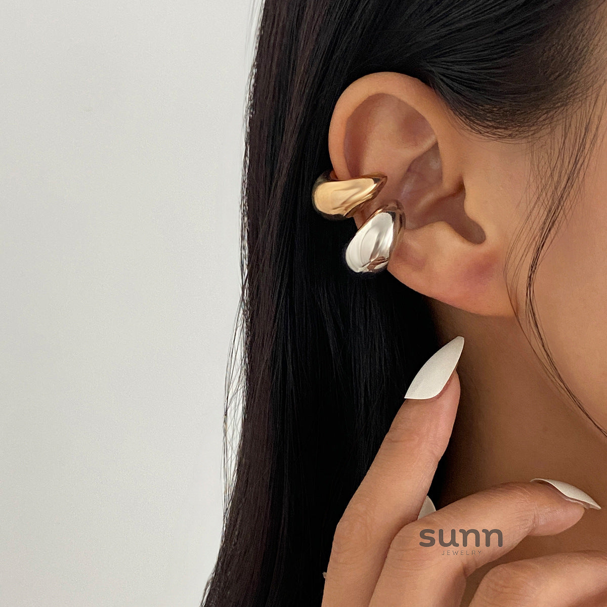 Imara Irregular Geometric Stud Earrings [854BMMGZ]