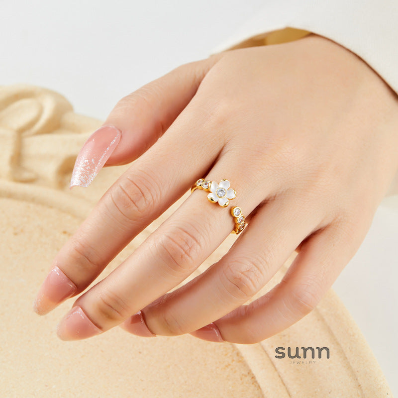 Imelda Metal Bloom Ring [IJ0XB7S3]
