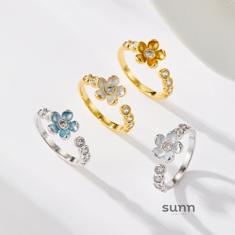 Imelda Metal Bloom Ring [37RMHKRW]