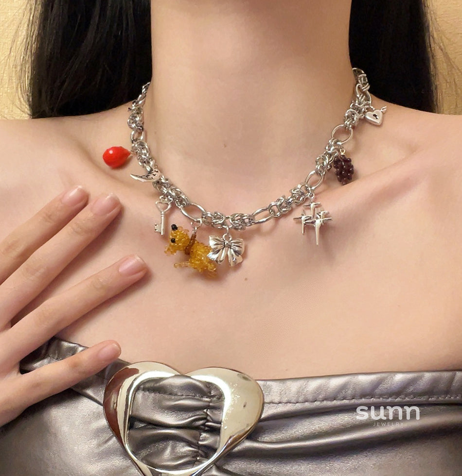 Imogen Puppy Charm Necklace [Z29JVGRS]