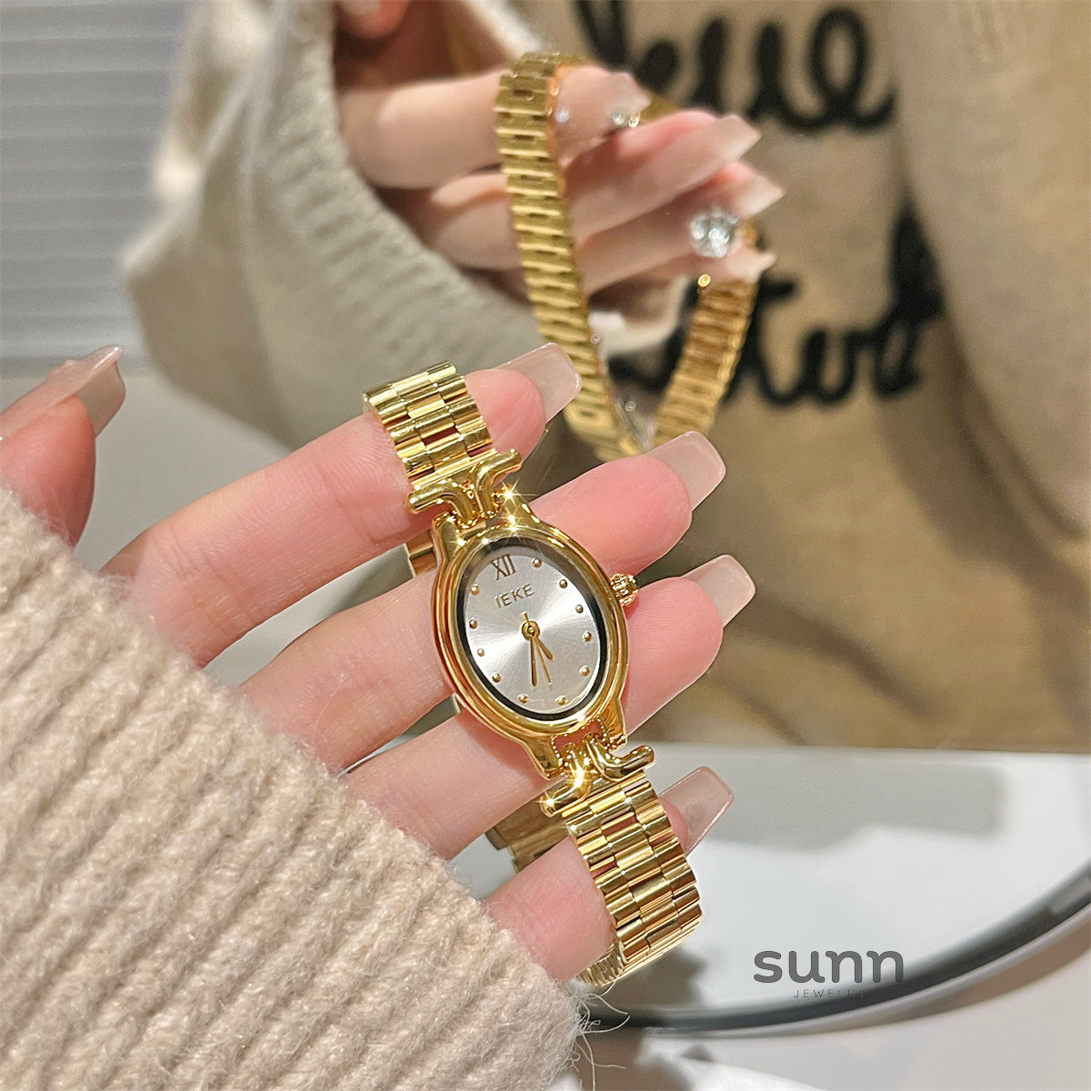 Imogene Vintage Steel Watch [Y91SI58I]