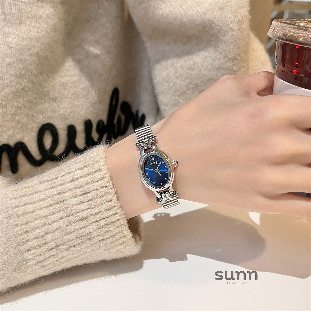 Imogene Vintage Steel Watch [MO06FZ37]