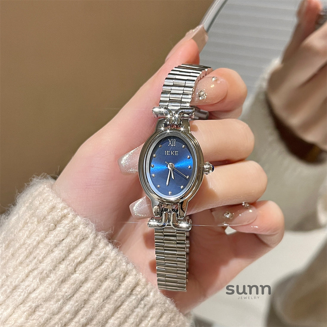 Imogene Vintage Steel Watch [V76ZF93H]