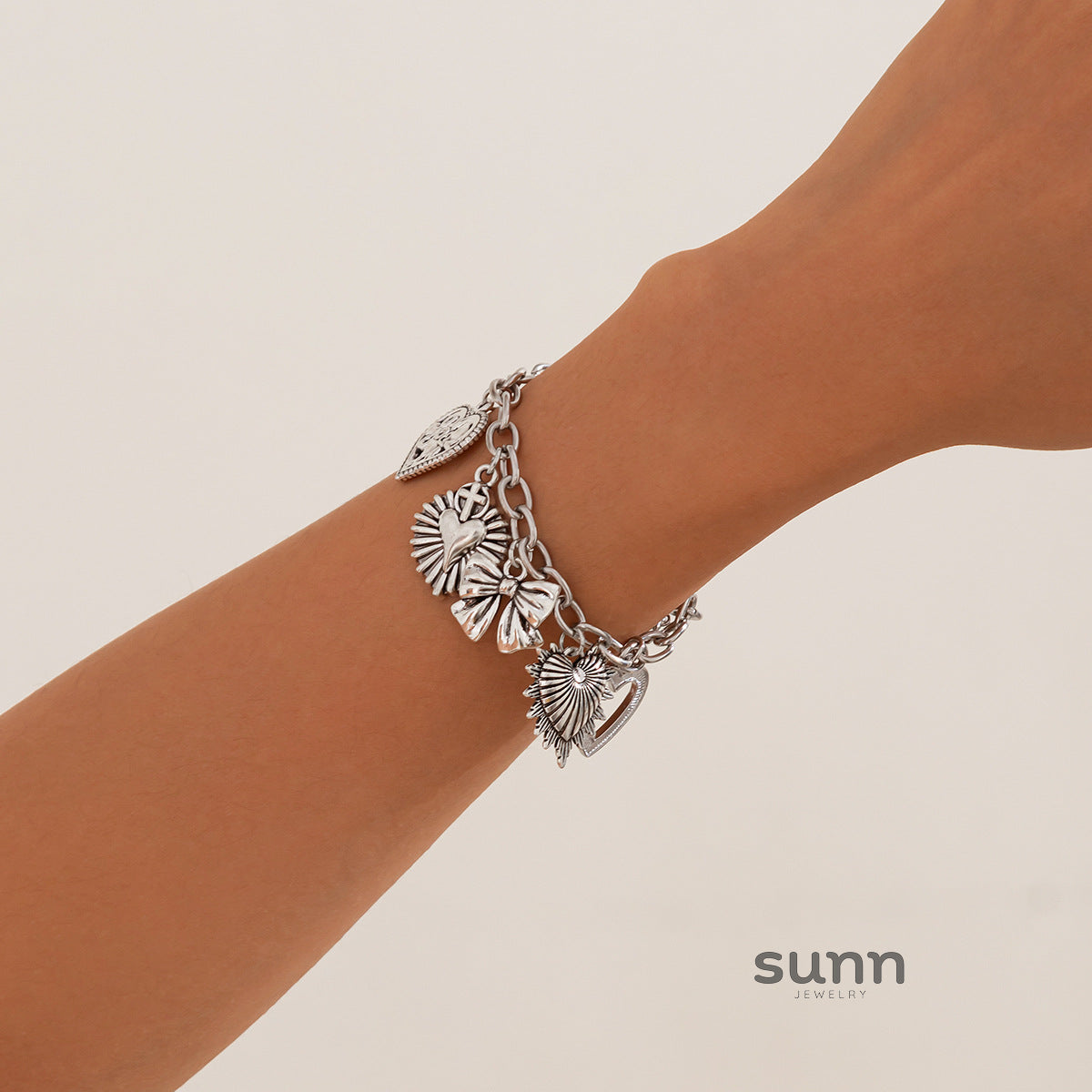 Inaya Celestial Sparkle Bracelet [6CSF4L9I]