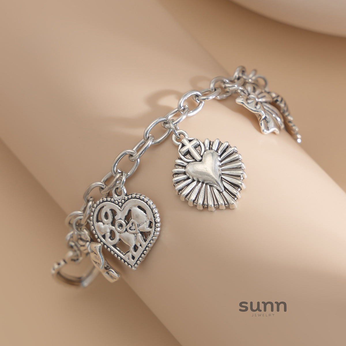 Inaya Celestial Sparkle Bracelet [PJUVESUV]