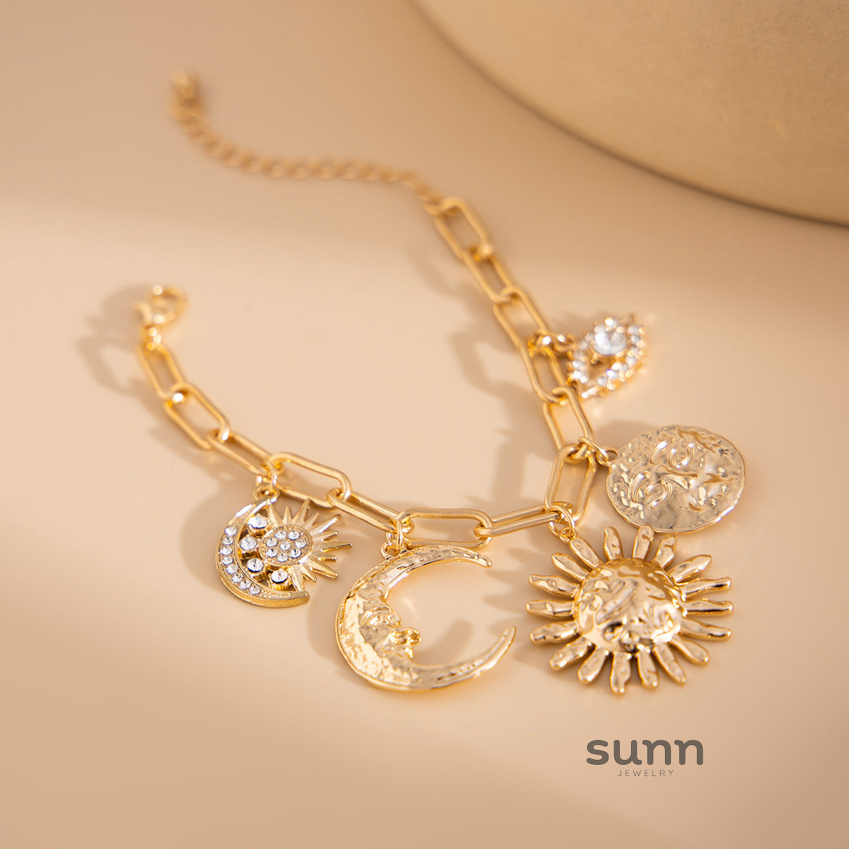 Inaya Celestial Sparkle Bracelet [ZI0W69BE]