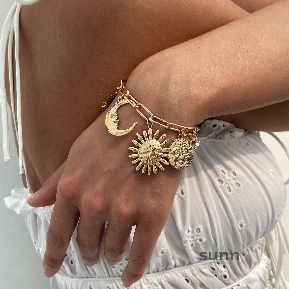 Inaya Celestial Sparkle Bracelet [6UG3P3IY]