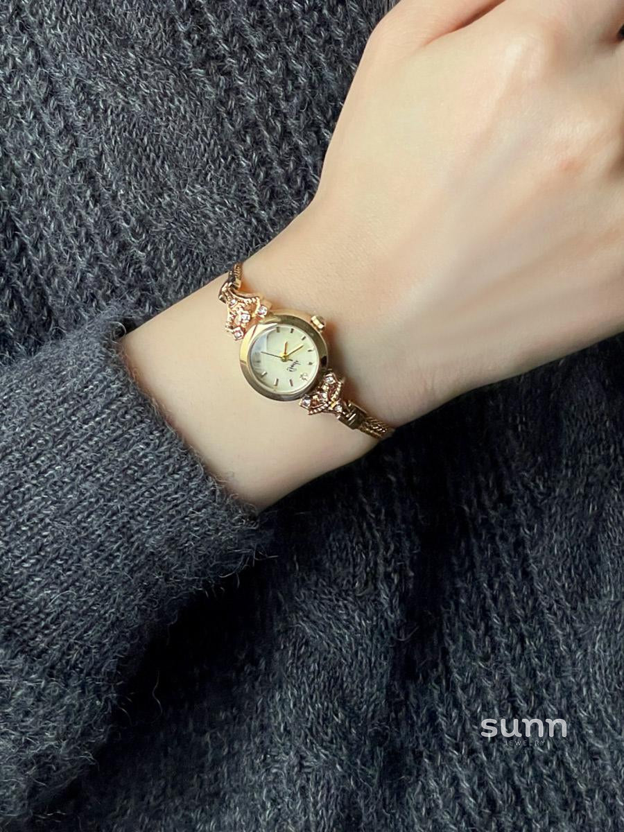 Inaya Refined Steel Watch [ND14XBF7]