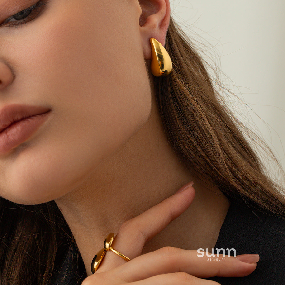 Indya Gilded Drop Earrings [COV7UXKM]