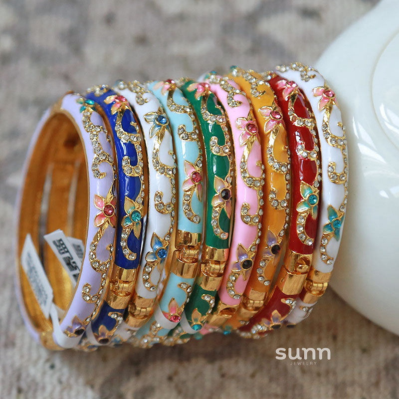 Irelyn Enamel Bangle Bracelet [30F93RO8]