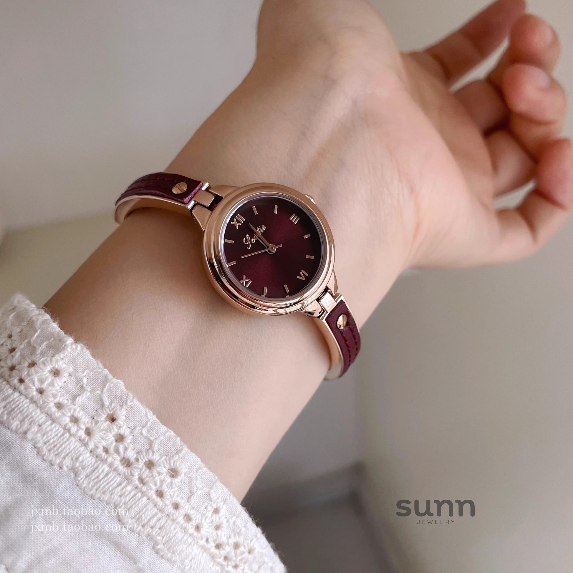 Irelynn Dainty Bracelet Watch [G5LX56E0]