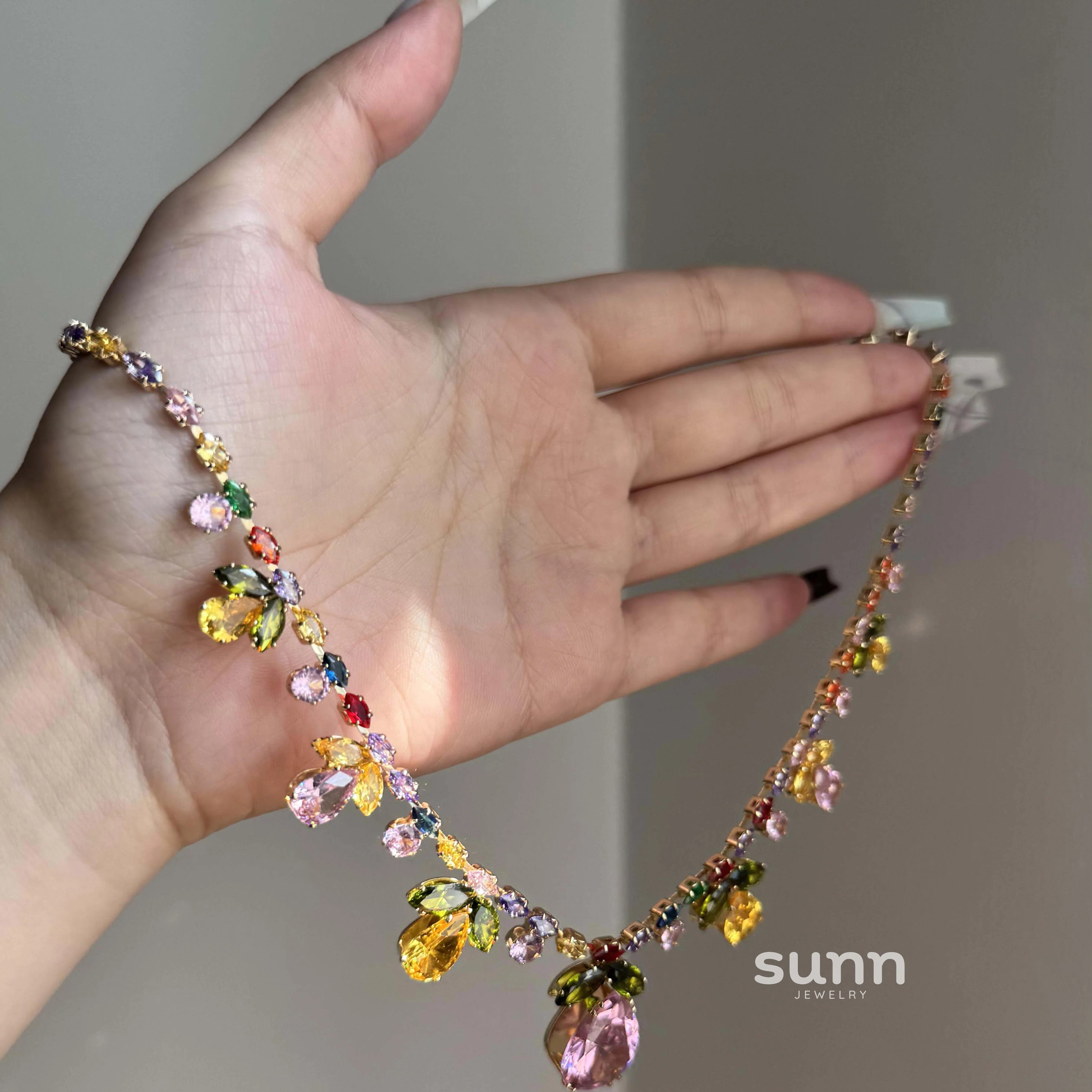 Iriana Colorful Zircon Leaf Necklace